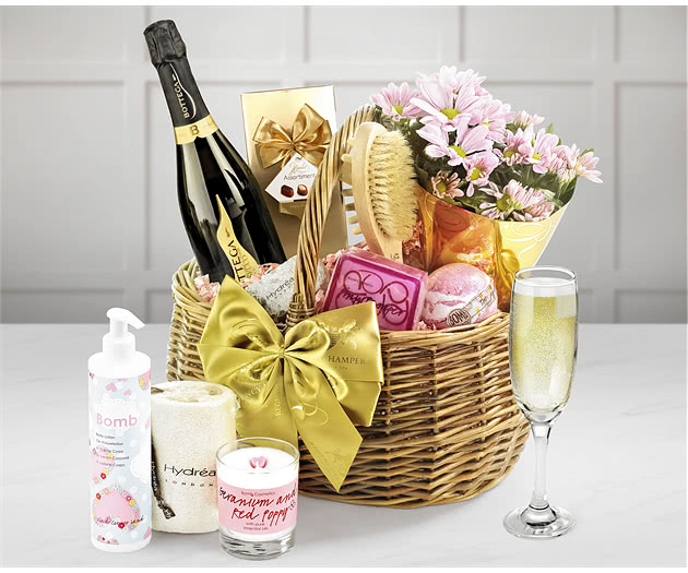 Luxury Floral Pampering Set Gift Basket With Prosecco